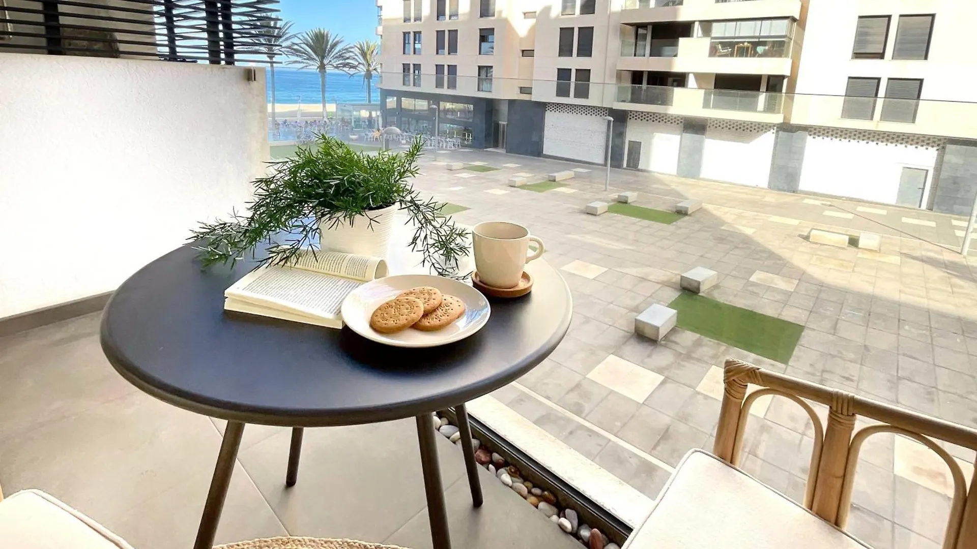 Ks Dona Pepita - Kaleria Suites Almeria Apartment