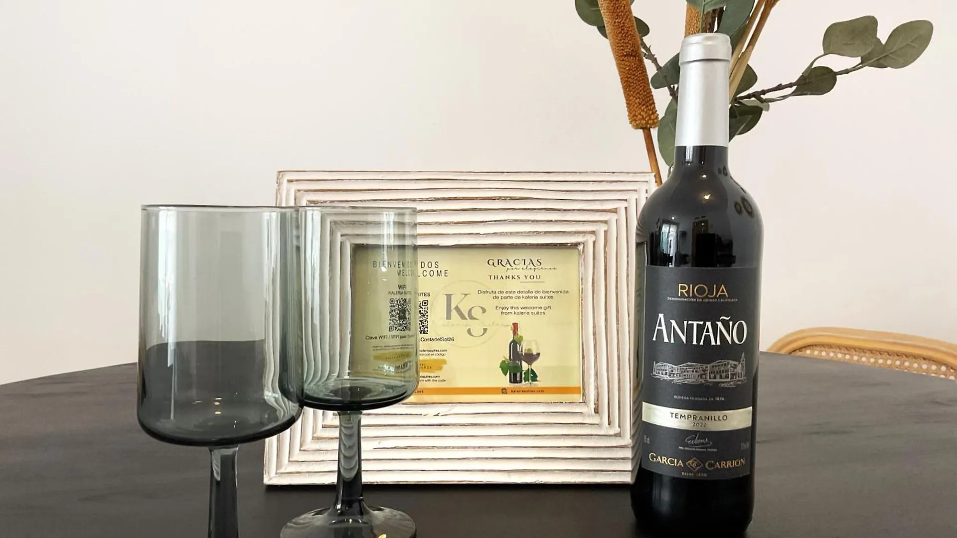 Ks Dona Pepita - Kaleria Suites Almeria Apartment